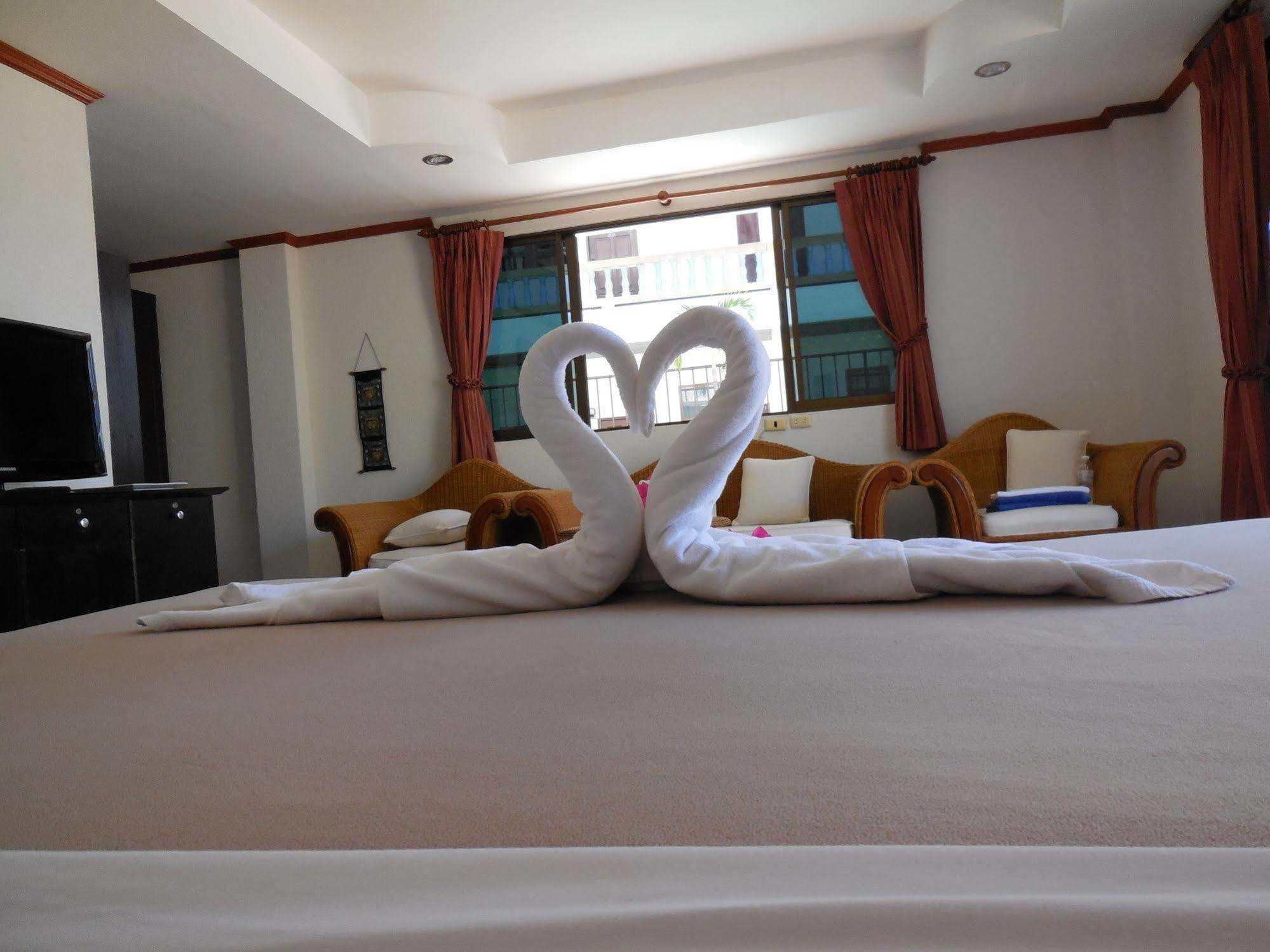 Blue Sky Residence Patong Dış mekan fotoğraf